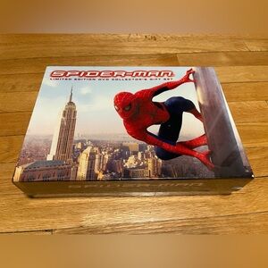 NWT- Marvel 2002 Spider-Man Limited Edition DVD Collector's Gift Set